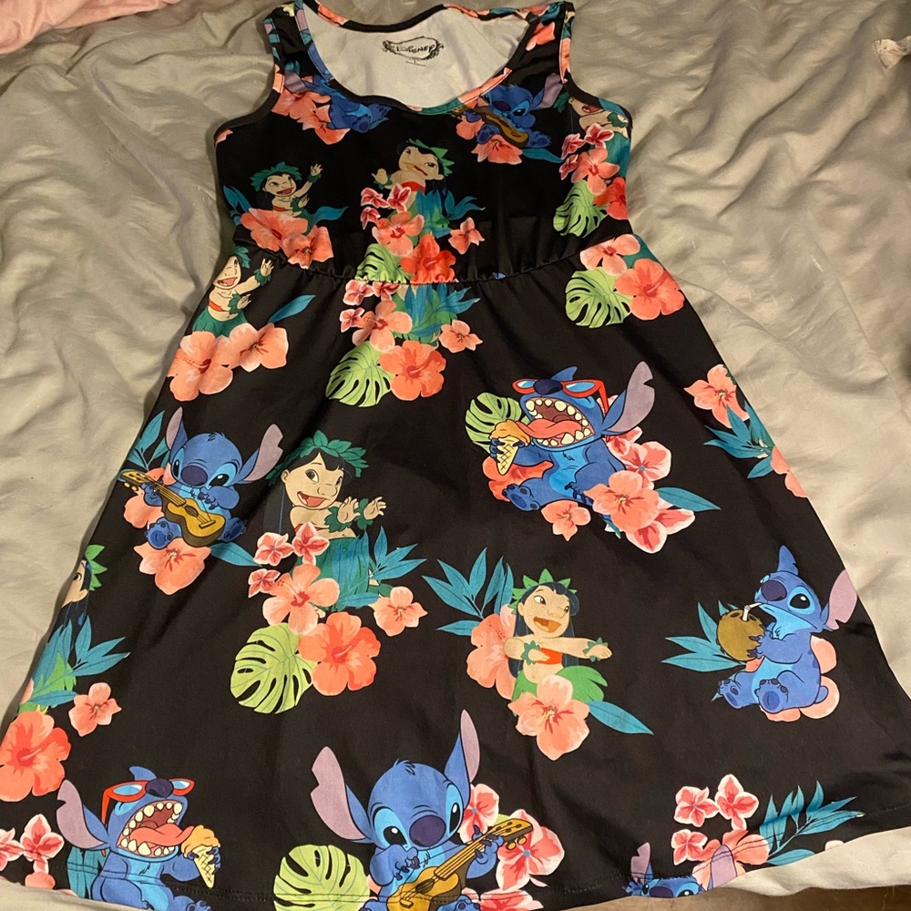 Disney lilo and Stitch Floral Dress size large